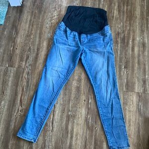 Maternity jeggings